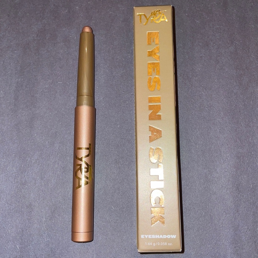 Sandy Brown w/Gold Flecks Tyra Beauty Eyeshadow Stick